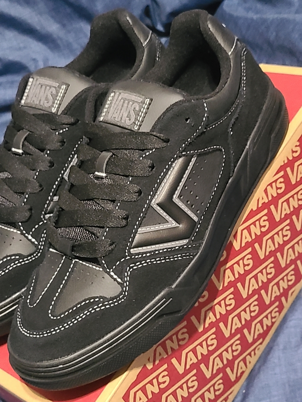 Vans Upland Low "Utility Black" New In Box! Mens 10.5/Womens 12 - Picture 3 of 13